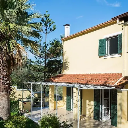 Apartman Apollon *